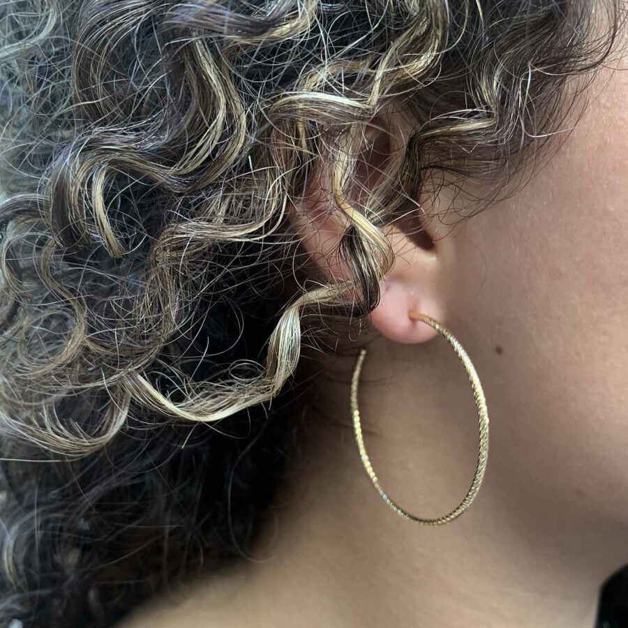 creoles lina - boucles d'oreilles plaque or - boutique bijoux en ligne